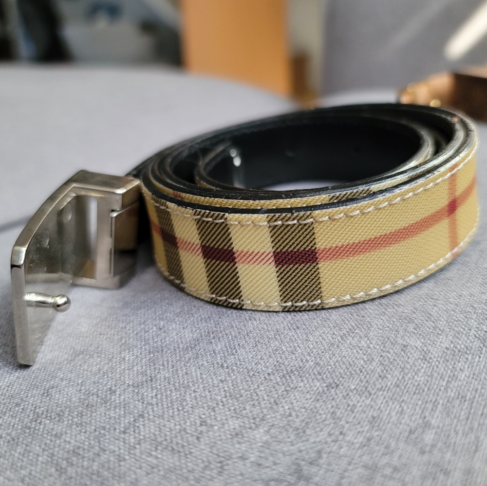Classic Burberry Belt